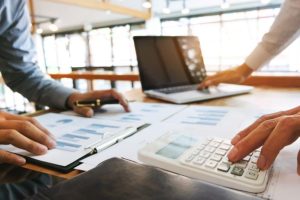 Margenanalyse_Ergebnisrechnung-S4HANA_(c)memyjo_AdobeStock_172852621